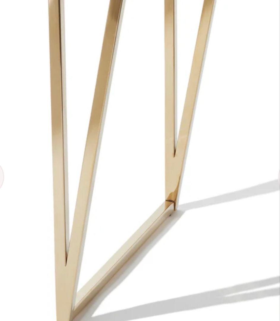 大理石風ガラス天板のダイニングテーブル