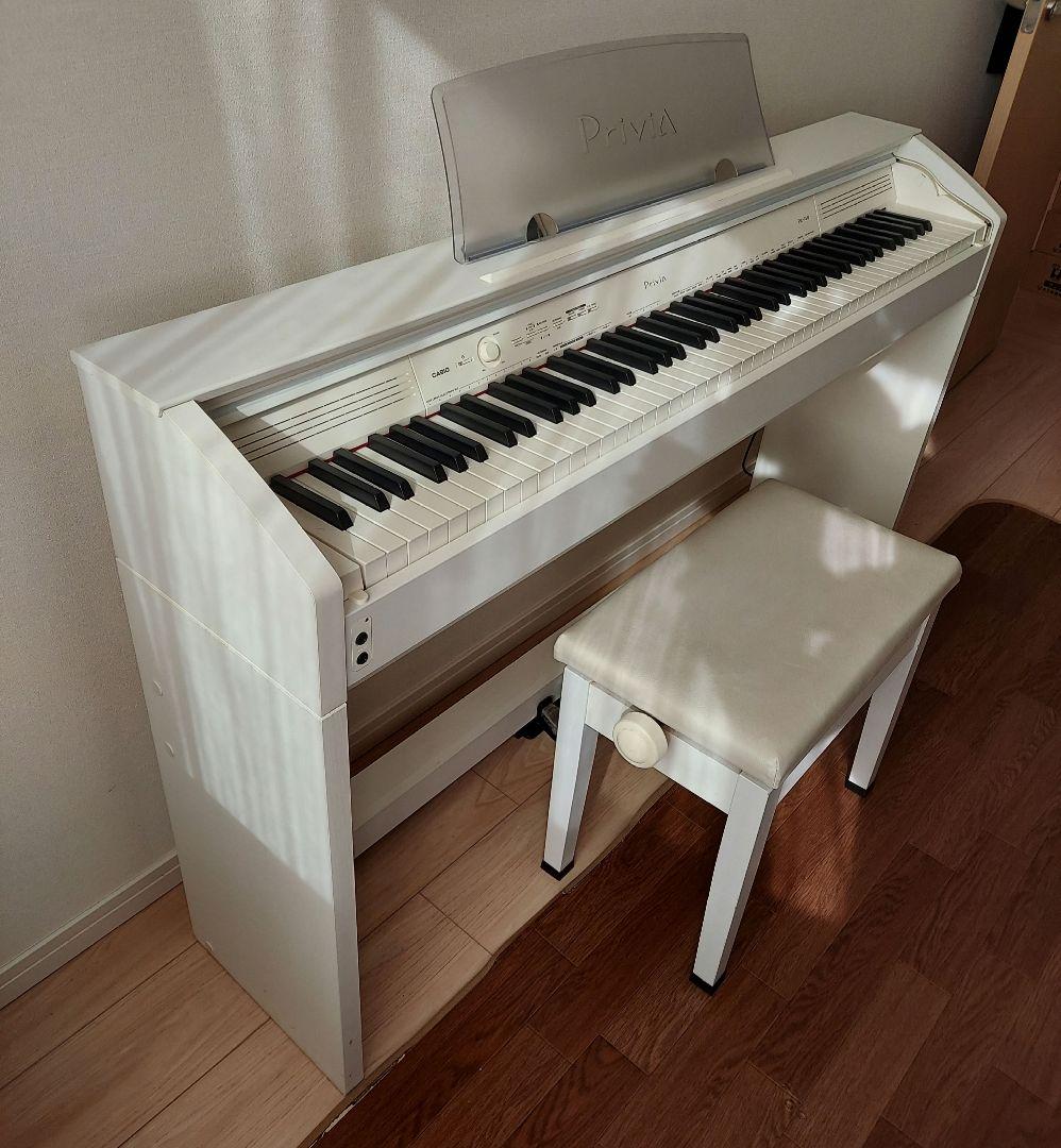 ホワイトデジタルピアノ 88鍵