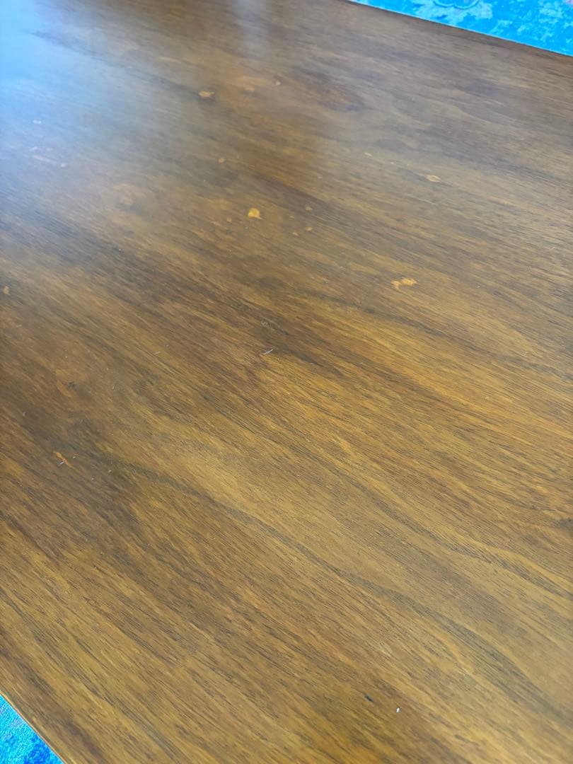 ウォールナット突板テーブル　カフェテーブル　ソファで食事ができる高さ60cm