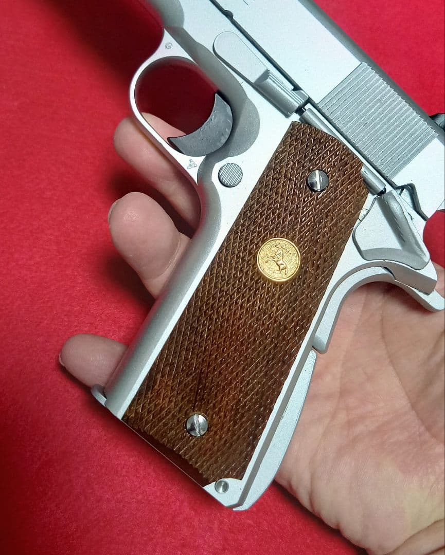 WA コルトデルタエリート　SCW ウエスタンアームズ　木製グリップ付き