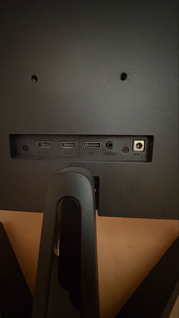 KOORUI 24E4 ゲーミングモニター 24インチ