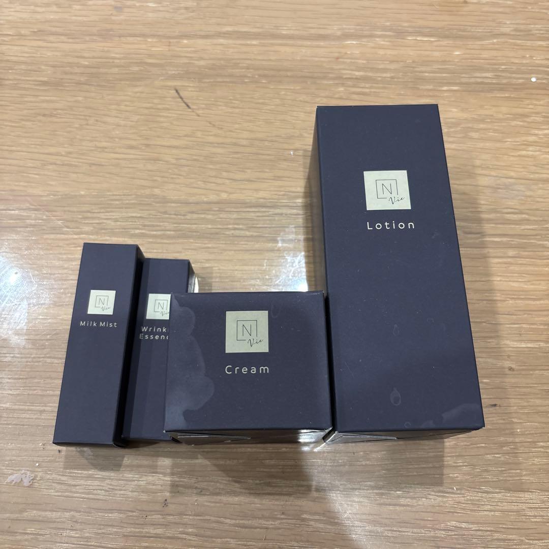 NオーガニックVie モイストリッチローション　バリアクリーム　他