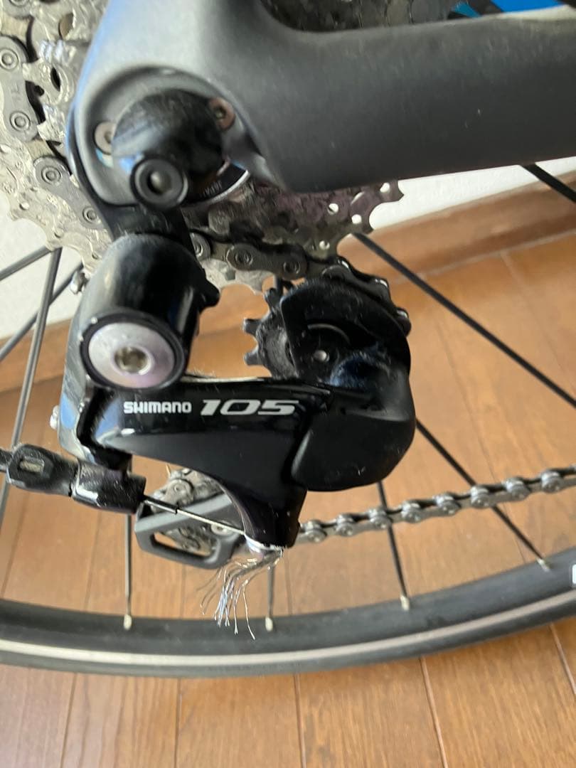 トレック シルク SILQUE 44 ロードバイク　カーボン　直接引き渡し希望