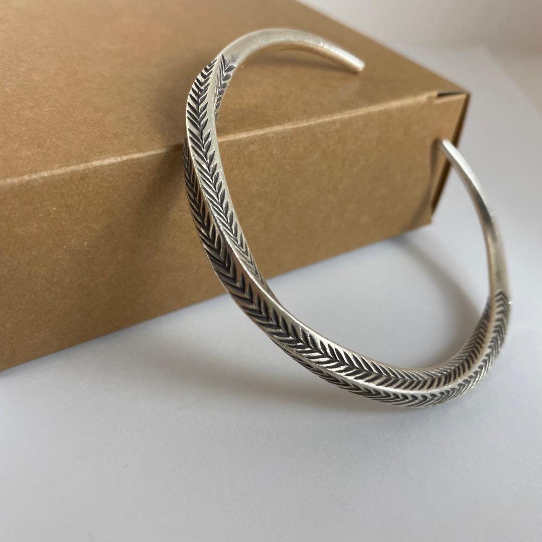 カレンシルバー　カレン族　バングル　ブレスレット　ハンドメイド　布袋付き　925