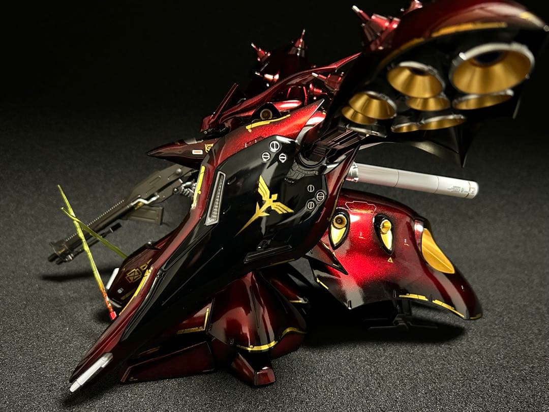 HGUC 1/144 ナイチンゲール　キャンディーグラデーション全塗装済み完成品