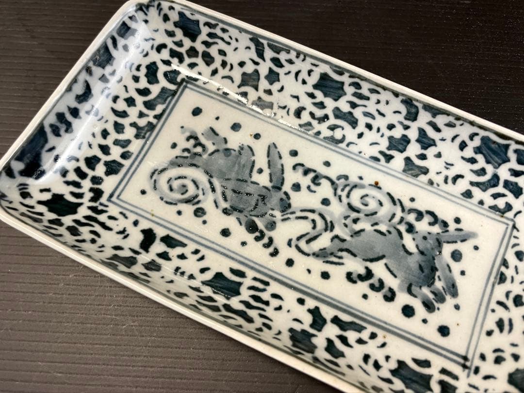 割引❗️【稀少 江戸中期】 古伊万里 染付 紙摺印判 波兎 長皿 （523Al①）