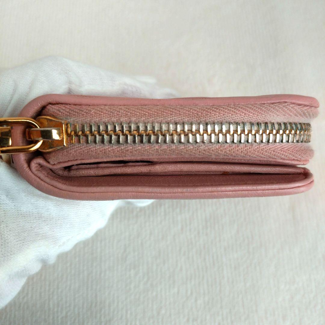 MIUMIU マテラッセ コンパクトウォレットゴールドロゴ ピンク