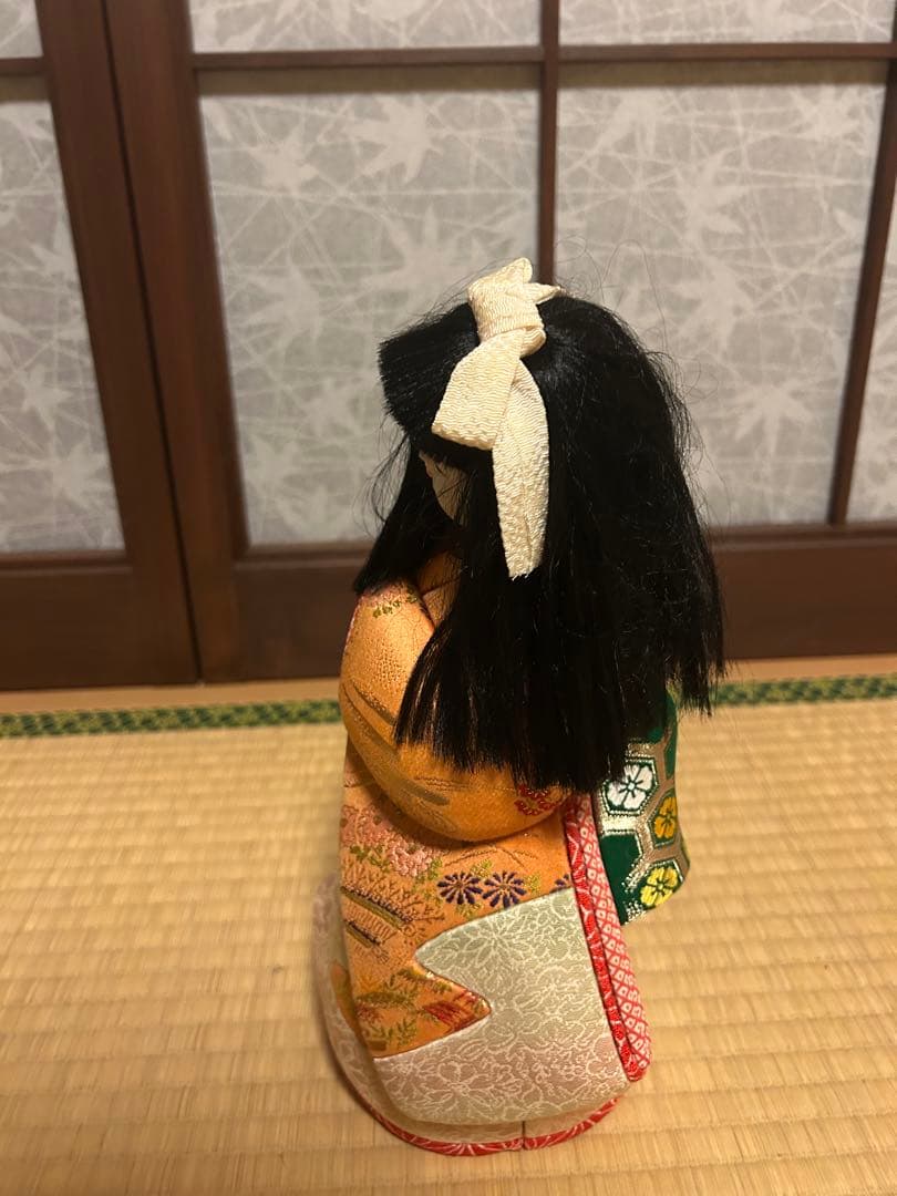伝統的な日本の人形 いわく　持ちたくない