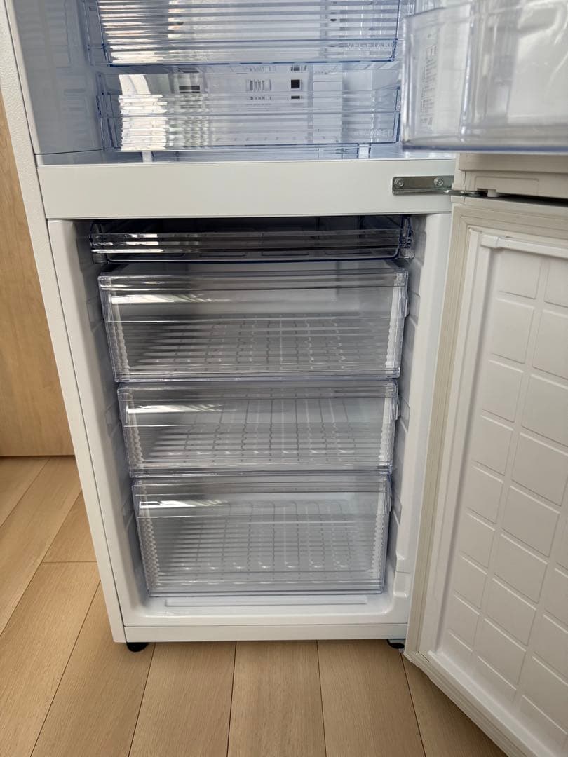 シャープ 冷蔵庫 SJ-AK31F-W 2020年製　310L