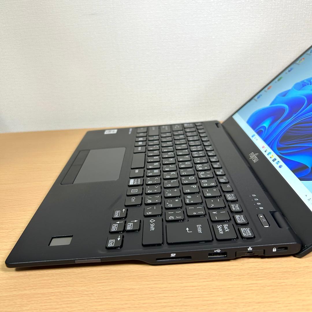 美品 富士通 LIFEBOOK U9310/D i7 16GB Office
