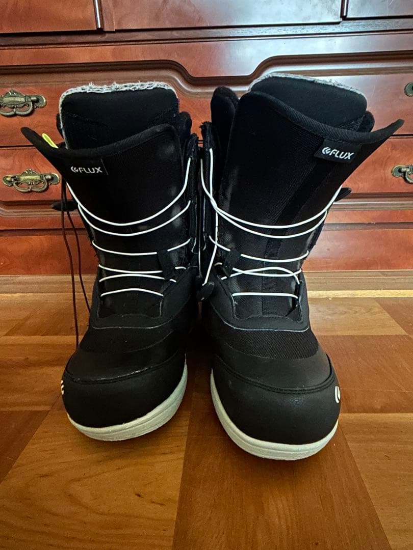 FLUX スノーボードブーツ