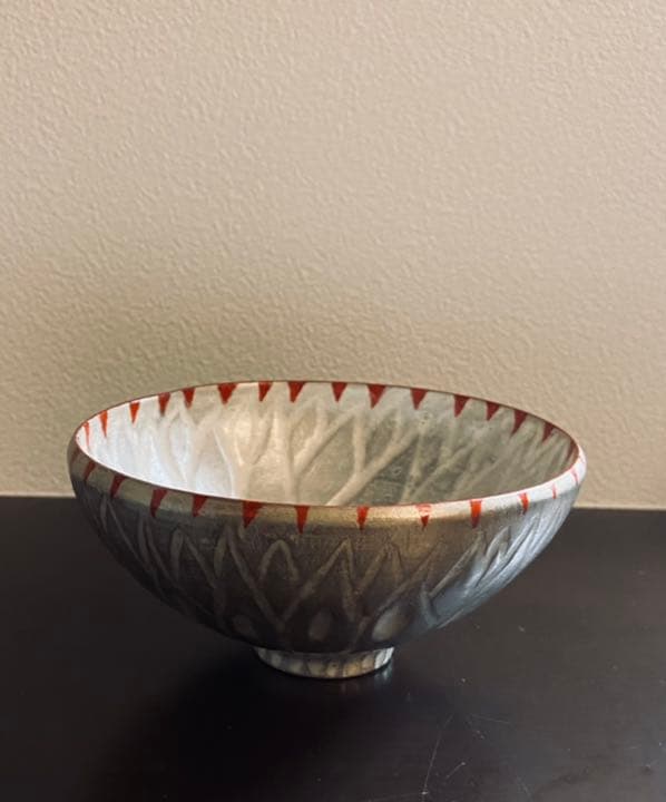 林みちよ　紅縁銀彩花碗　高台紅花　旅茶碗　小服茶碗　ティーカップ　茶道