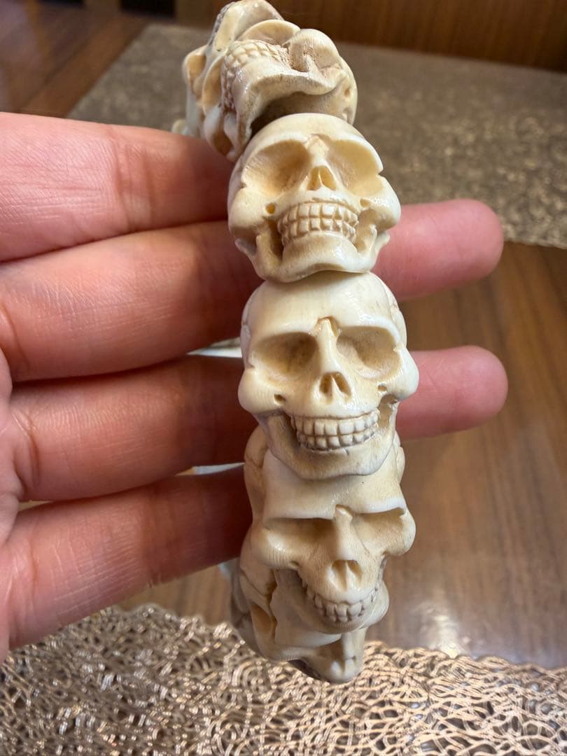 V-1077高品質　天然鹿の角　根付　手彫り　髑髏　ドクロ　ブレスレット　魔除け