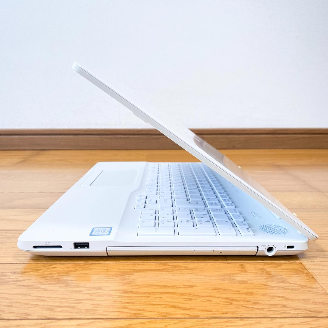 美品✨贅沢性能 4コアi7 大容量SSD512 メモリ16 オフィス2021