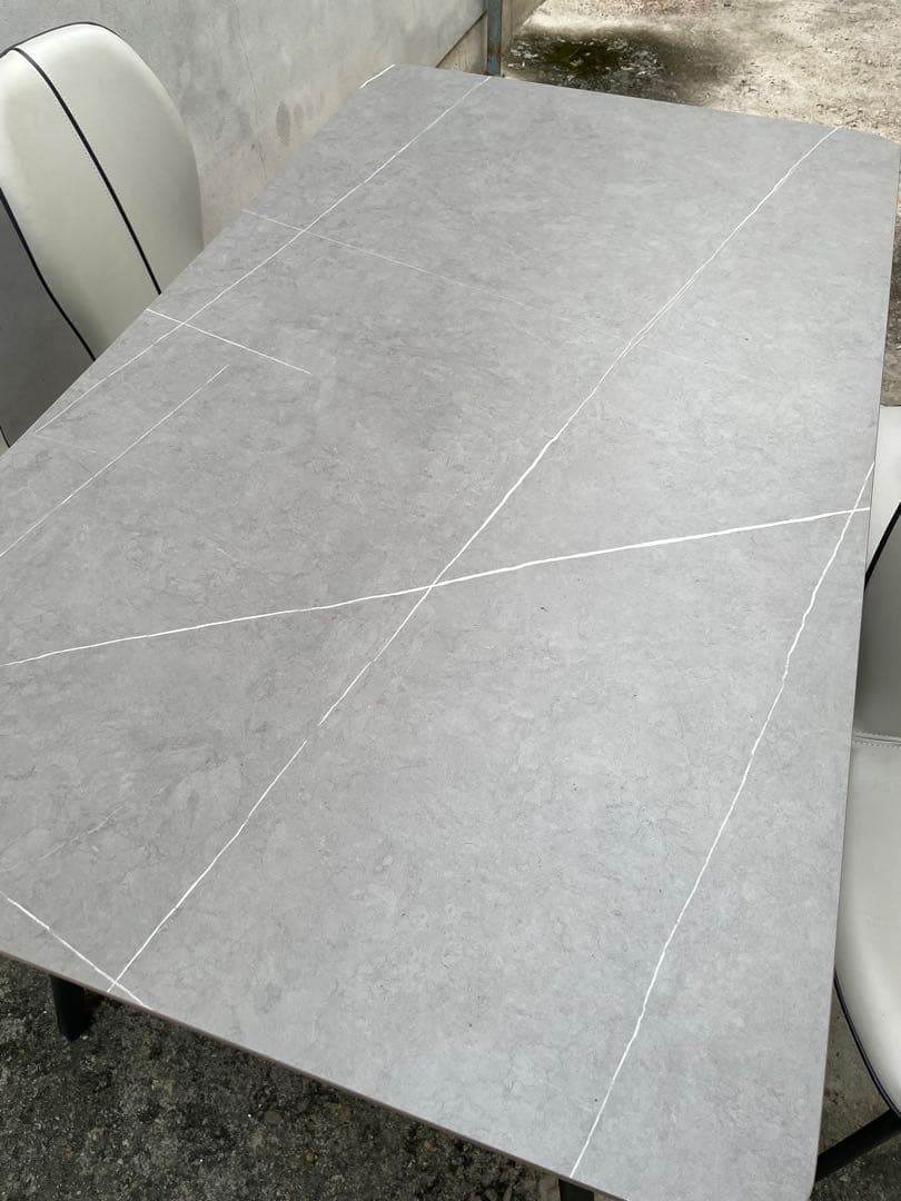 近隣配達可能　美品　インテリア岩永　セラミック製　ダイニングセット