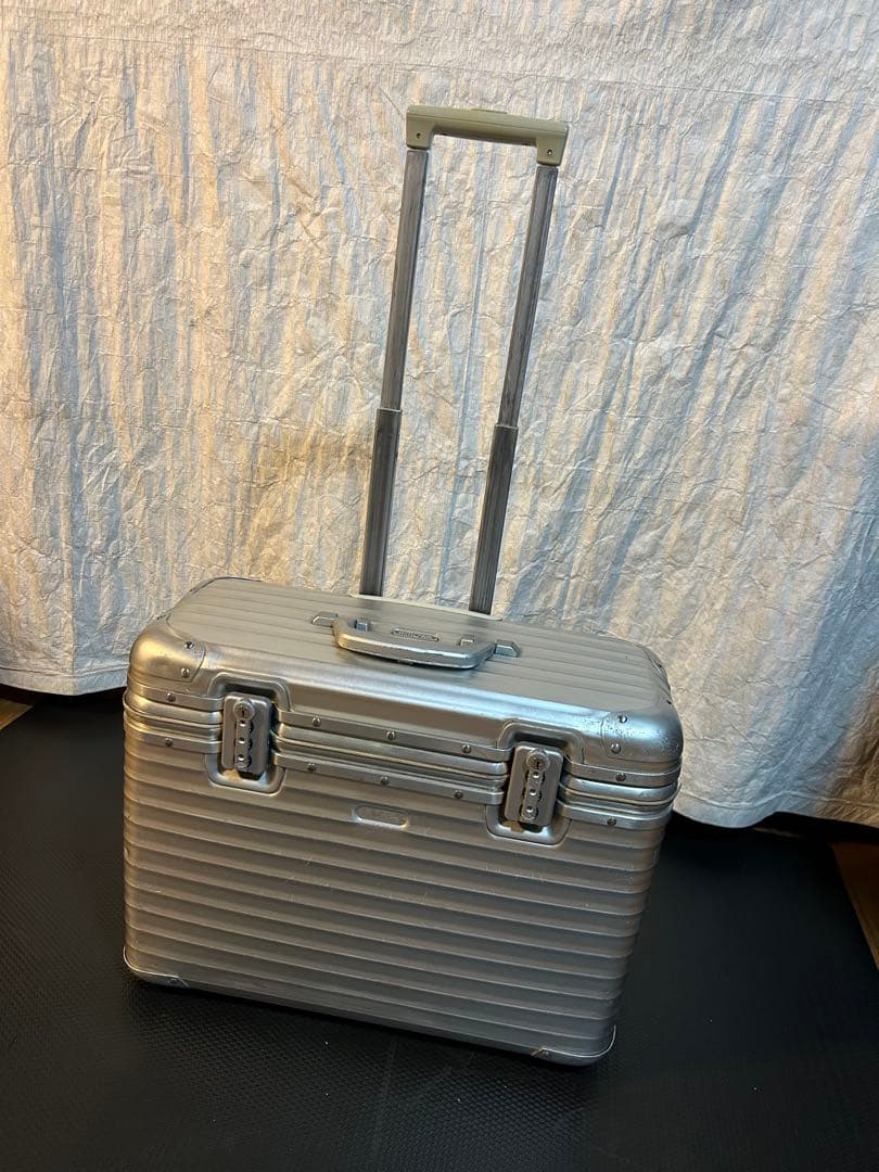 RIMOWA リモワ　パイロットスーツケース　2輪 46L