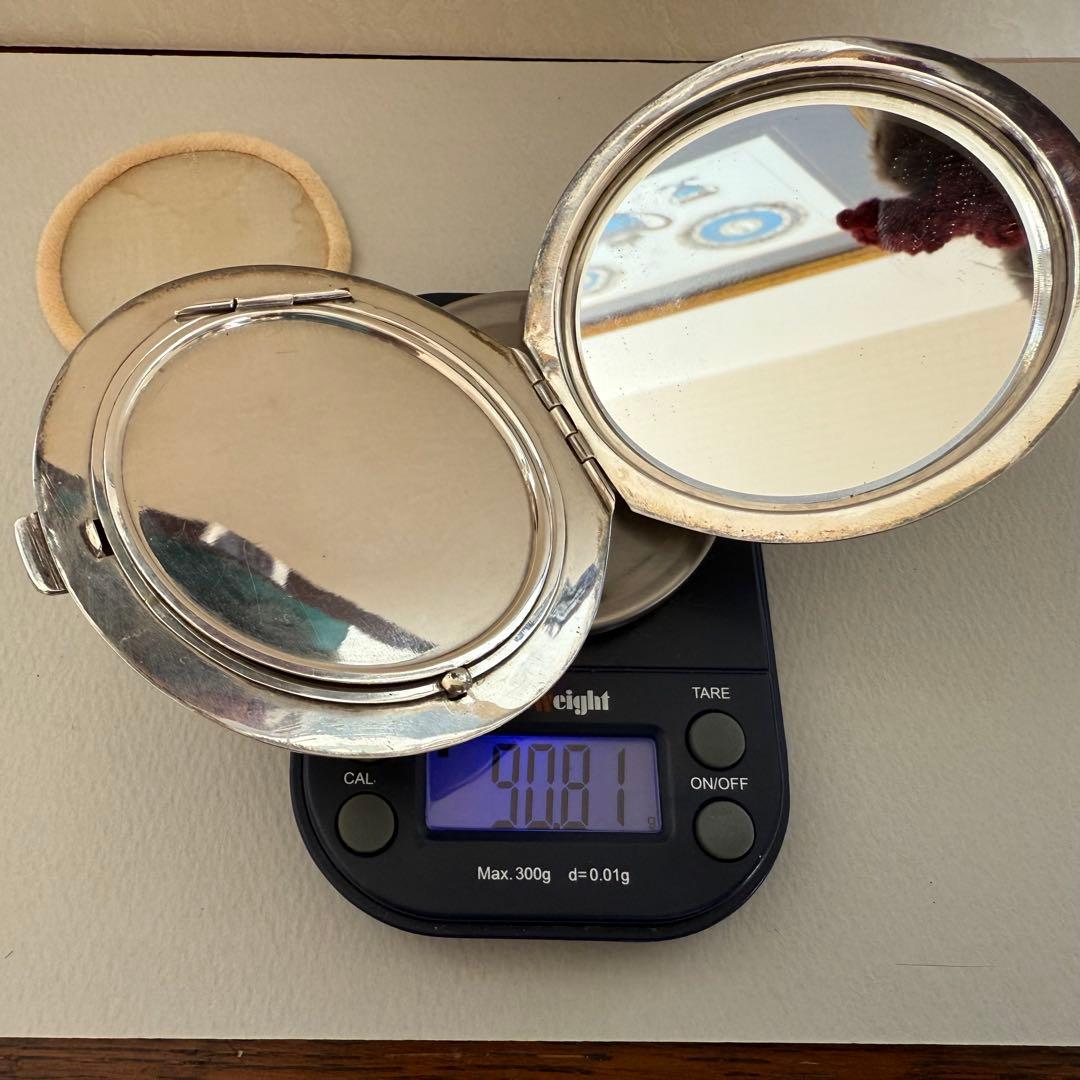 アンティーク純銀950コンパクトケース総唐草彫り内蓋付き豪華な作り90g超美品