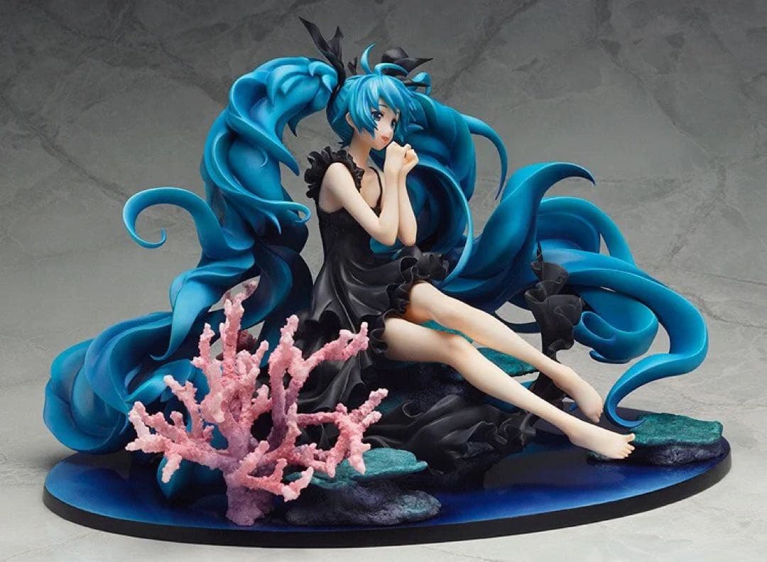 【美品】初音ミク　深海少女ver 1/8スケール フィギュア 箱あり 正規品
