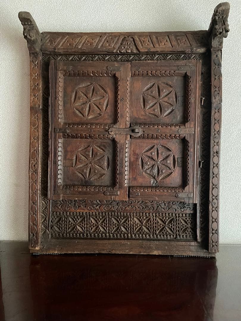 アンティーク　インドネシア窓