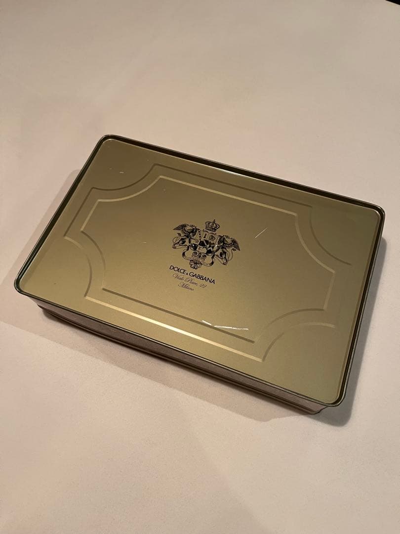 DOLCE&GABBANA クッキー缶