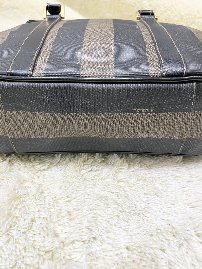 美品 フェンディ ペカン ヴィンテージハンドバッグ PVCレザー