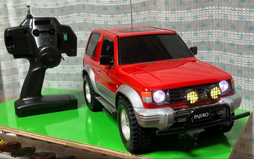 タミヤ 1/10 RC 三菱パジェロ　メタルトップワイド