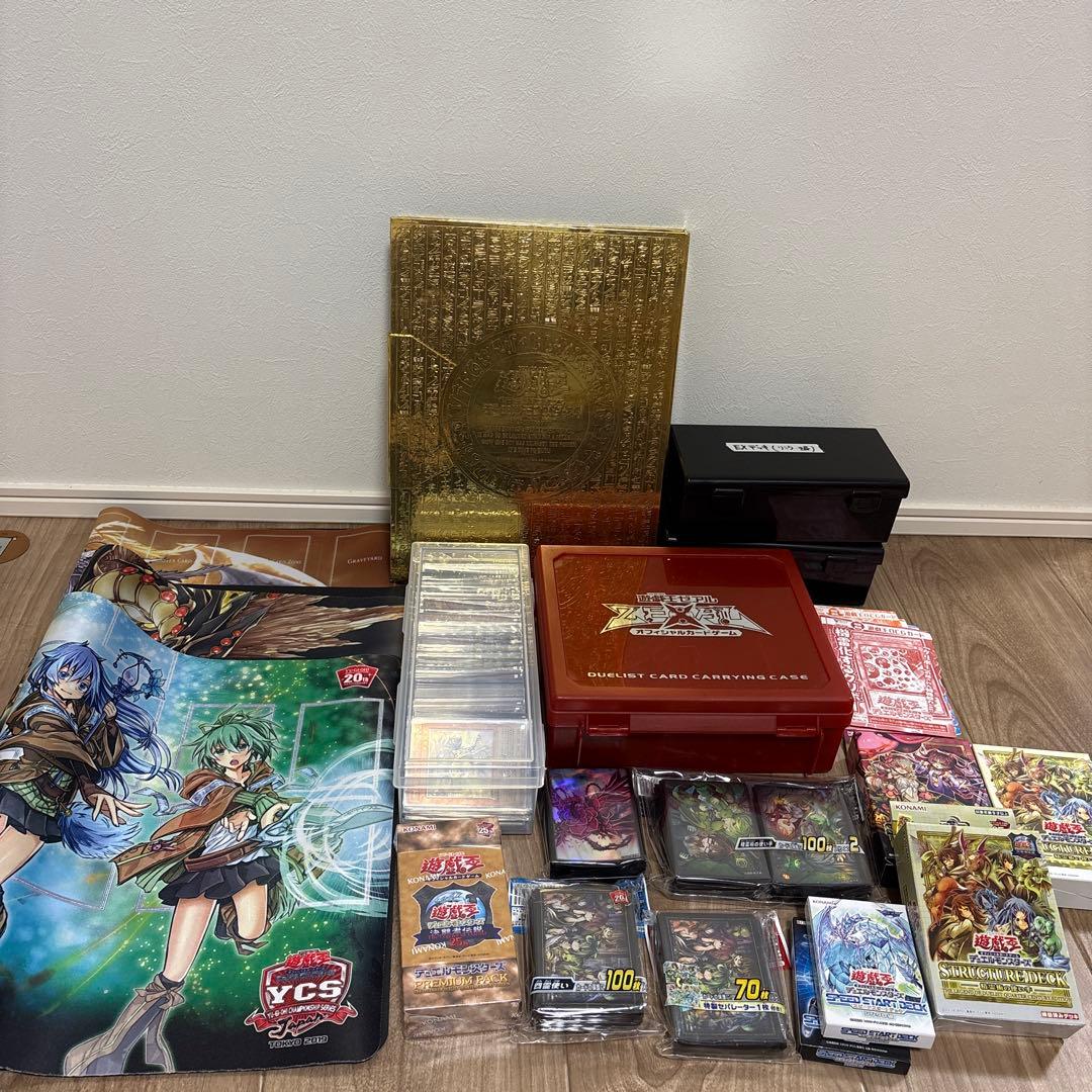 遊戯王引退まとめ売り　高レア、デッキ、レアストレージ等1000枚以上　未開封あり