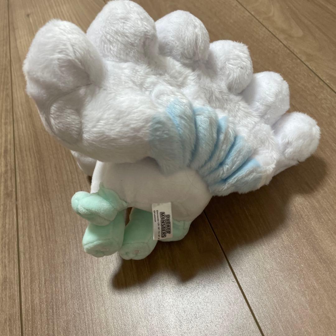 白のロコン　ぬいぐるみ