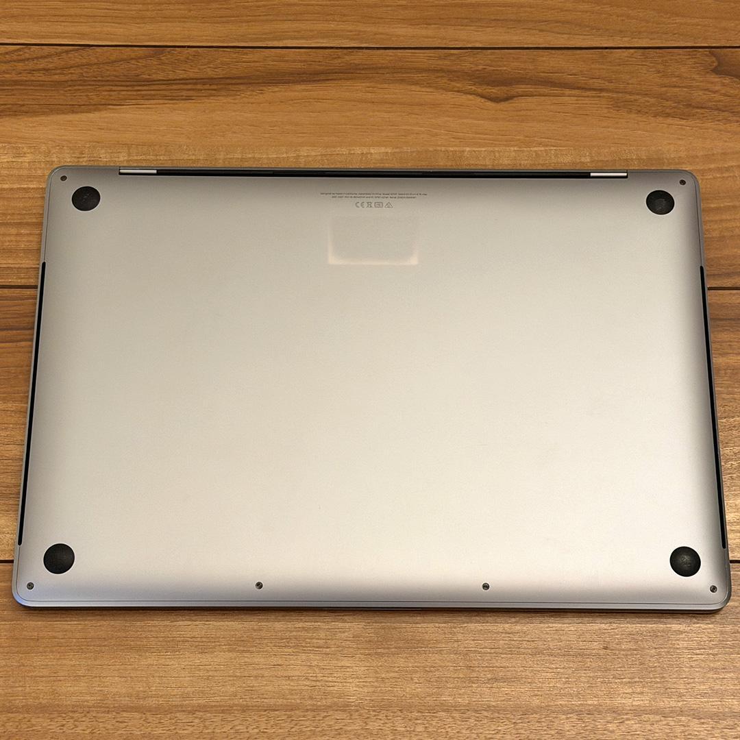 【初期化済】MacBookPro 16（64GB・4TB）スペースグレイ