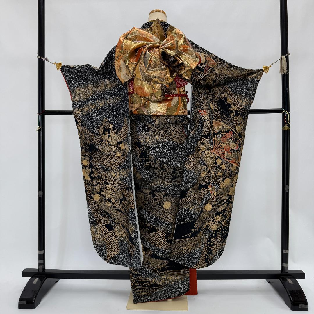 振袖フルセット 黒 刺繍 成人式 草履バック付 裄64.5cm S-200