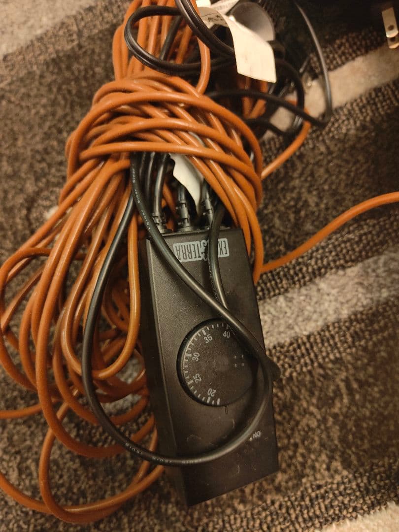 ズーメットジャパン ヒートケーブル エキゾテラ　ヒーティングトップ 爬虫類