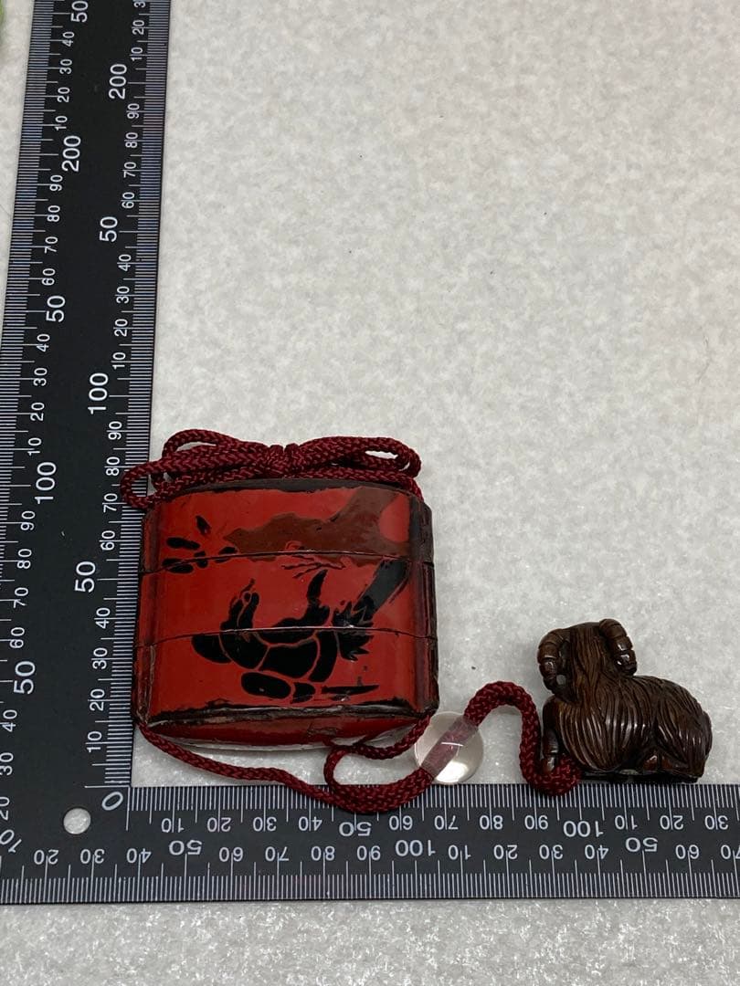 当時物 江戸時代～明治時代 印籠 蒔絵 漆器 3段印籠 玉石在銘 ヤギ根付