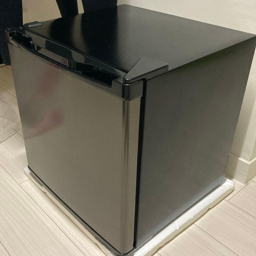 MAXZEN マクスゼン 46L 1ドア冷蔵庫 2023年製ガンメタリック