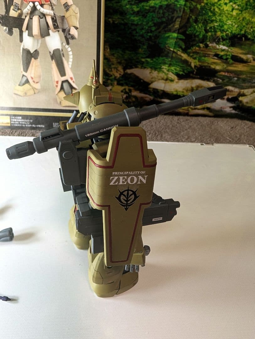 MS-06K　ZAKUCANNON 塗装済み完成品　マスターグレード