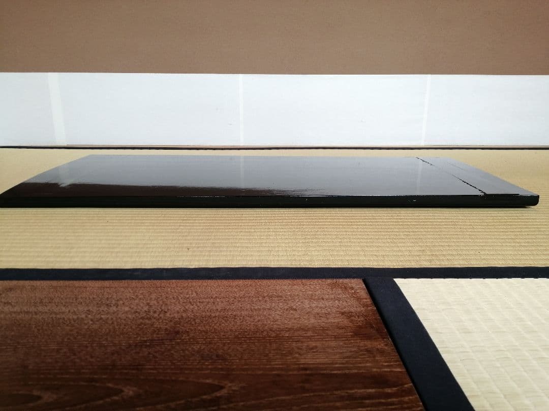 【茶道具】橋口宗榮造　黒掻合わせ塗長板　藪内流　長板82