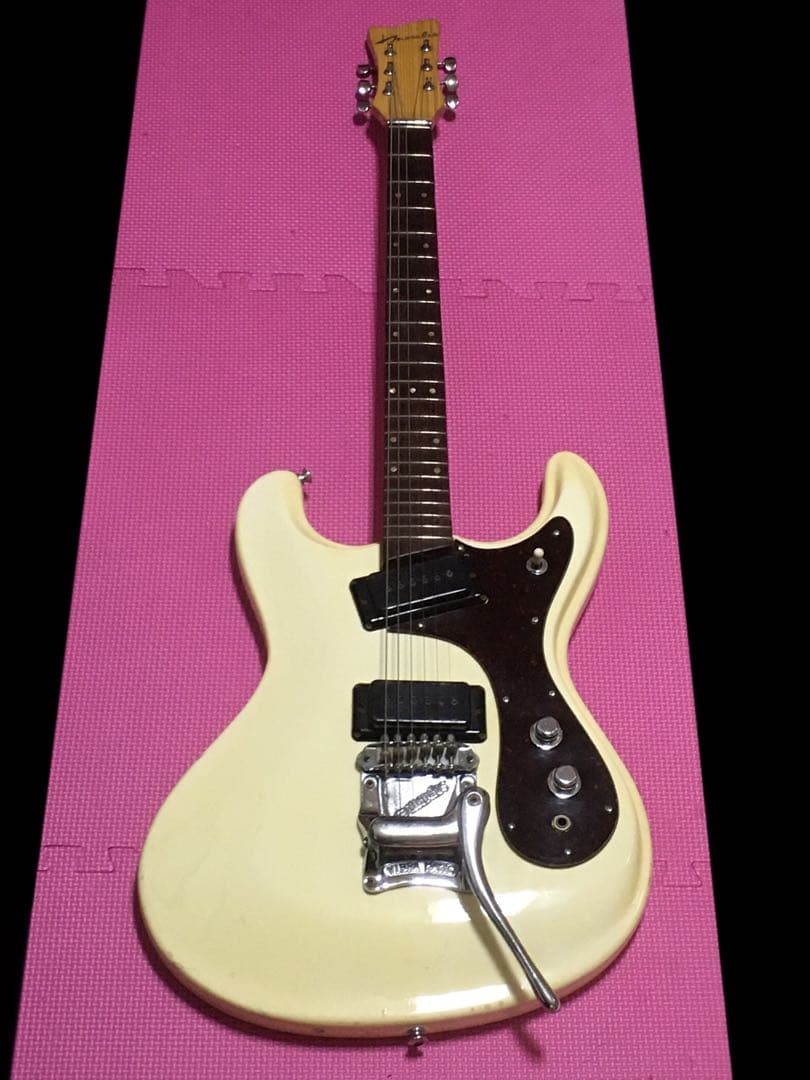 モラレス モズライトモデル Morales Mosrite エレキギター 日本製