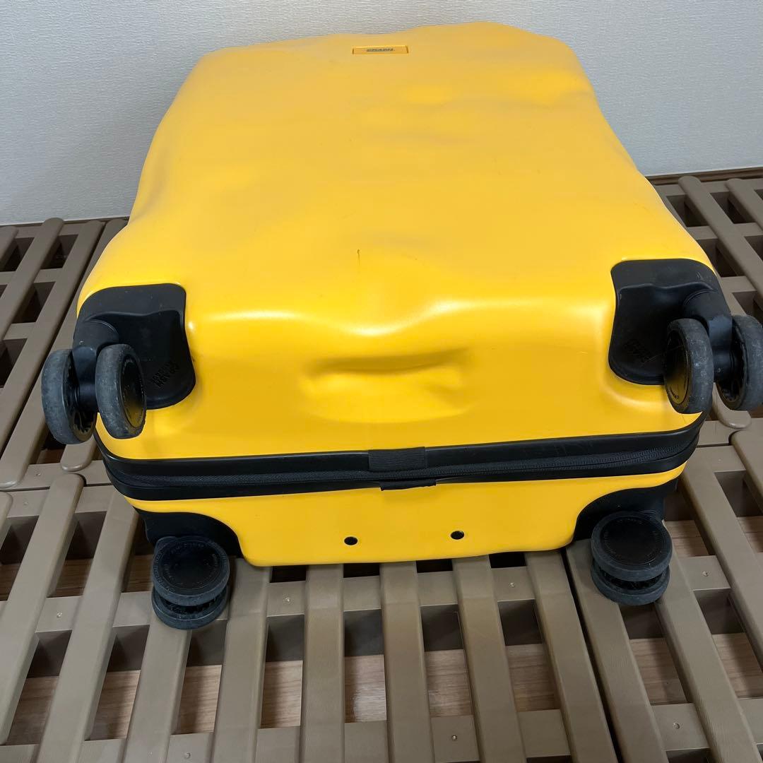 クラッシュバゲージCRASH BAGGAGE Mサイズ65Lスーツケース