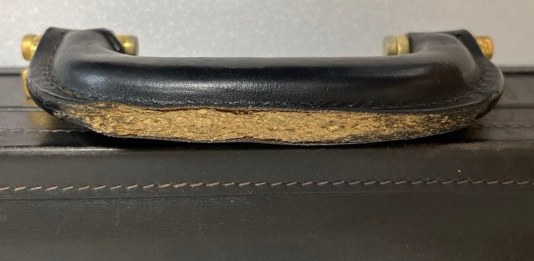 t*i様 ロエベ アタッシュケース 黒