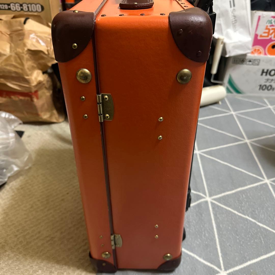 ゆうみさん専用グローブトロッターオレンジ キャリーケース