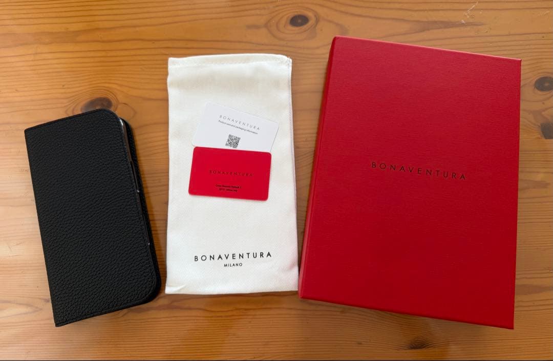 BONAVENTURA iPhone17手帳型ケース