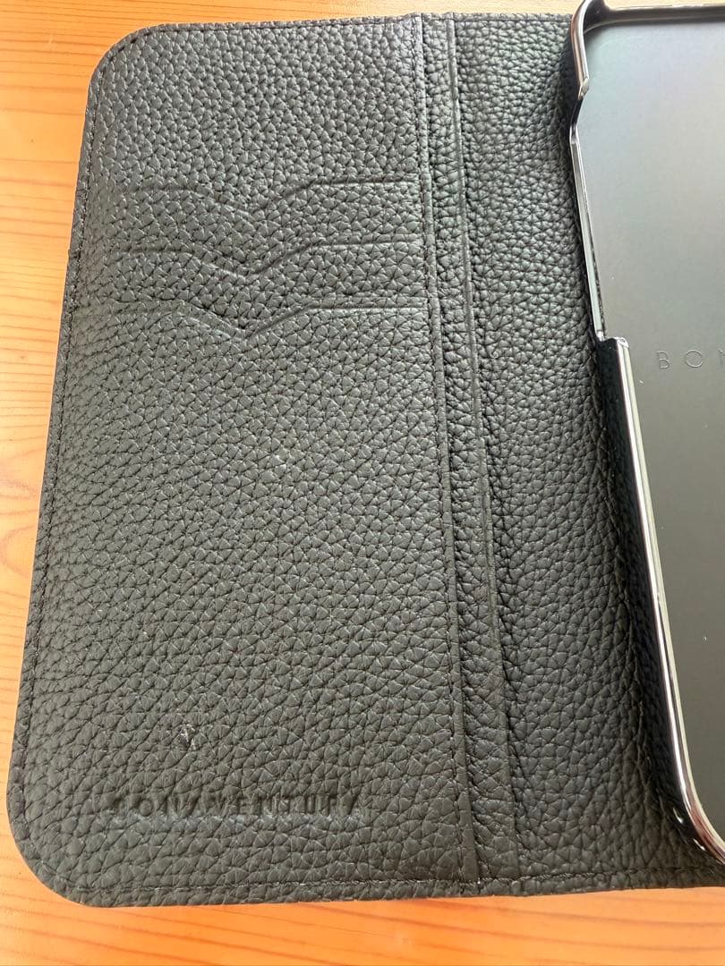 BONAVENTURA iPhone17手帳型ケース