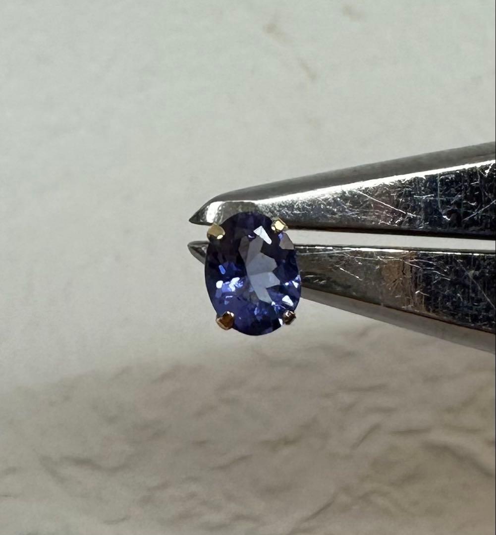 【Thank youセール！】K18　４x５オーバルピアス！タンザナイトを使用！