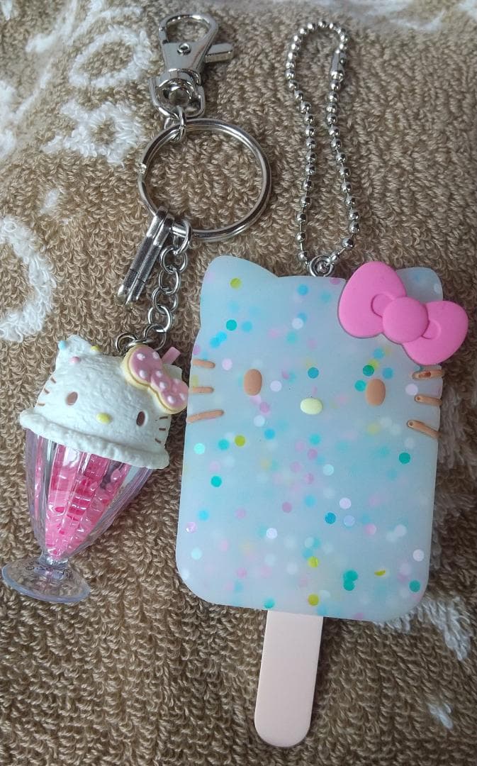 キティ　アイスキャンディー　パフェ　フロート　キーホルダー　マスコット