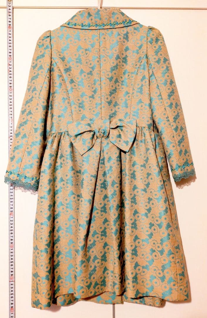 ◆Lois CRAYONコート　未使用　花柄ジャガード