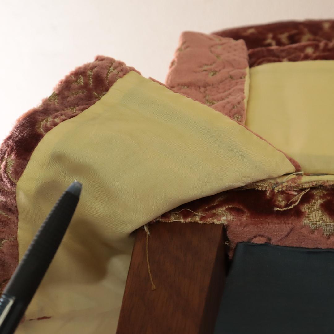 ドレクセルヘリテイジ アップホルスタリー オットマン スツール 金華山織