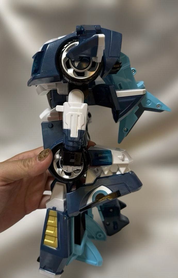 ミニフォース アニマルトロン 変身フィギュア　ジョースコップ レオコップ