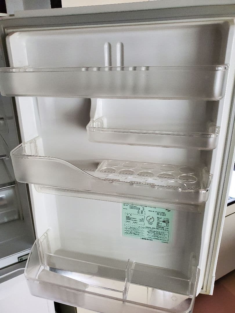 【あゆあゆ】三菱電機冷凍冷蔵庫401L MR-K40J-W1 2006年製