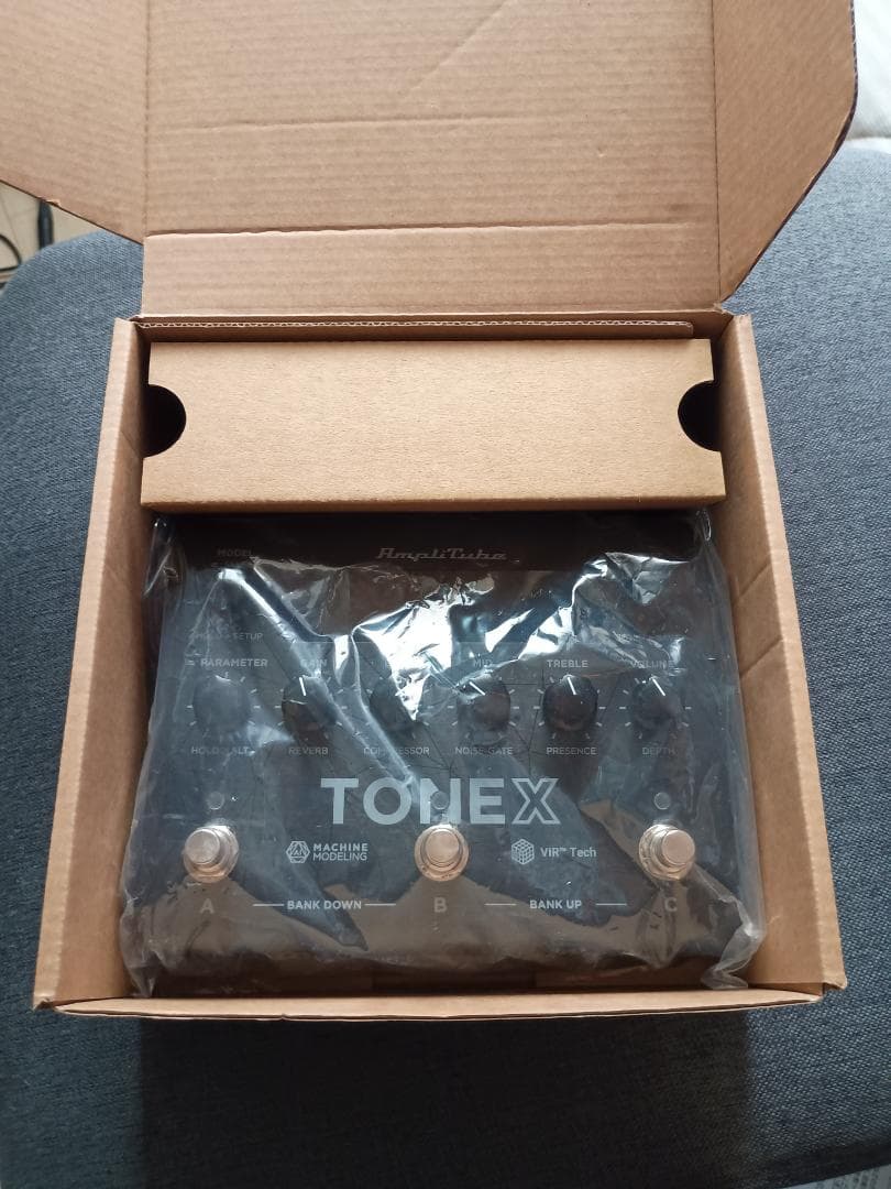 IK Multimedia AmpliTube TONE X ペダル