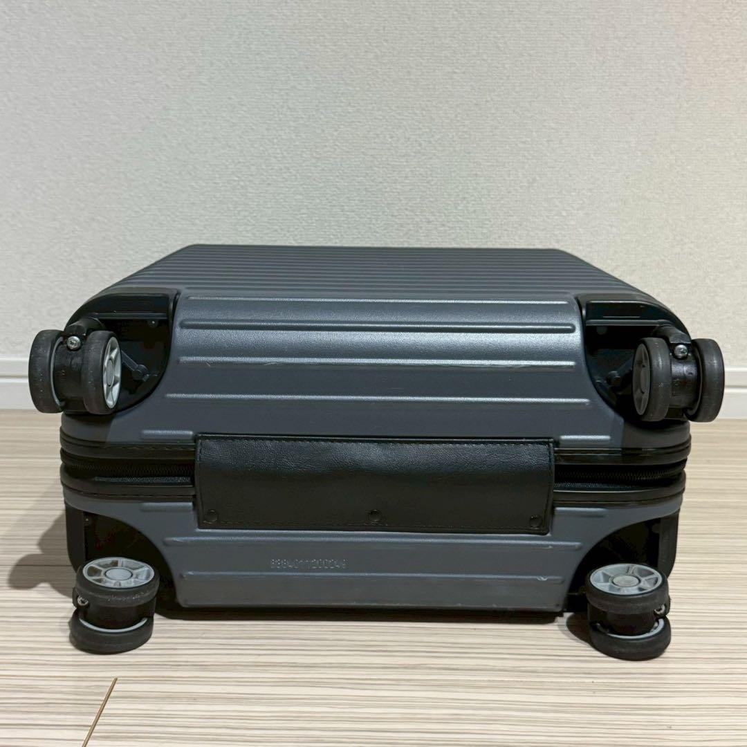 RIMOWA リモワ サルサ ビジネス トローリー 4輪 キャリーケース 27L