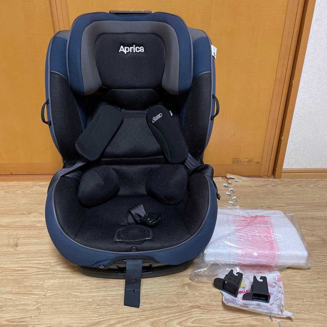 アップリカ　フォームフィットAB チャイルドシート　Apprica